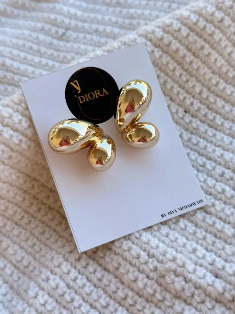 Butterfly pant buttons